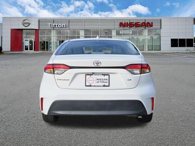 Used 2024 Toyota Corolla LE FWD image 5