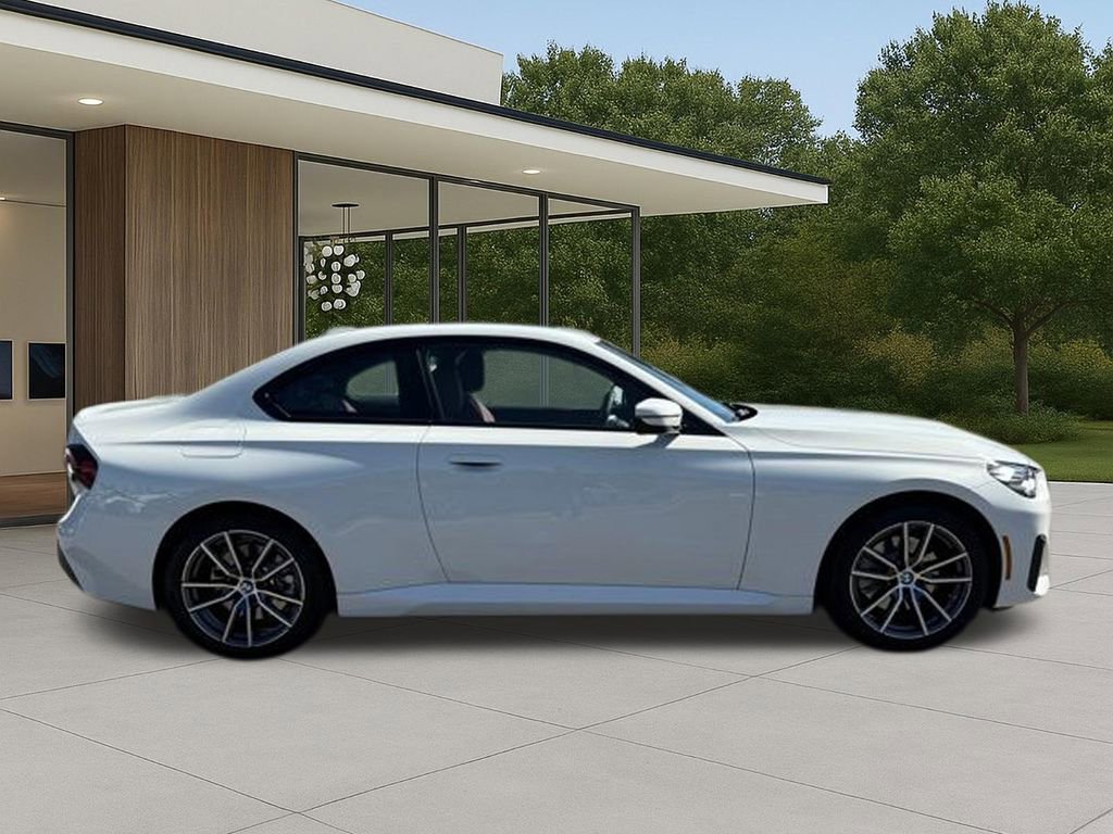 Used 2025 BMW 230i xDrive Coupe w/ Convenience Package image 7