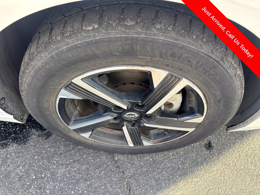 Used 2024 Nissan Sentra SV FWD image 7
