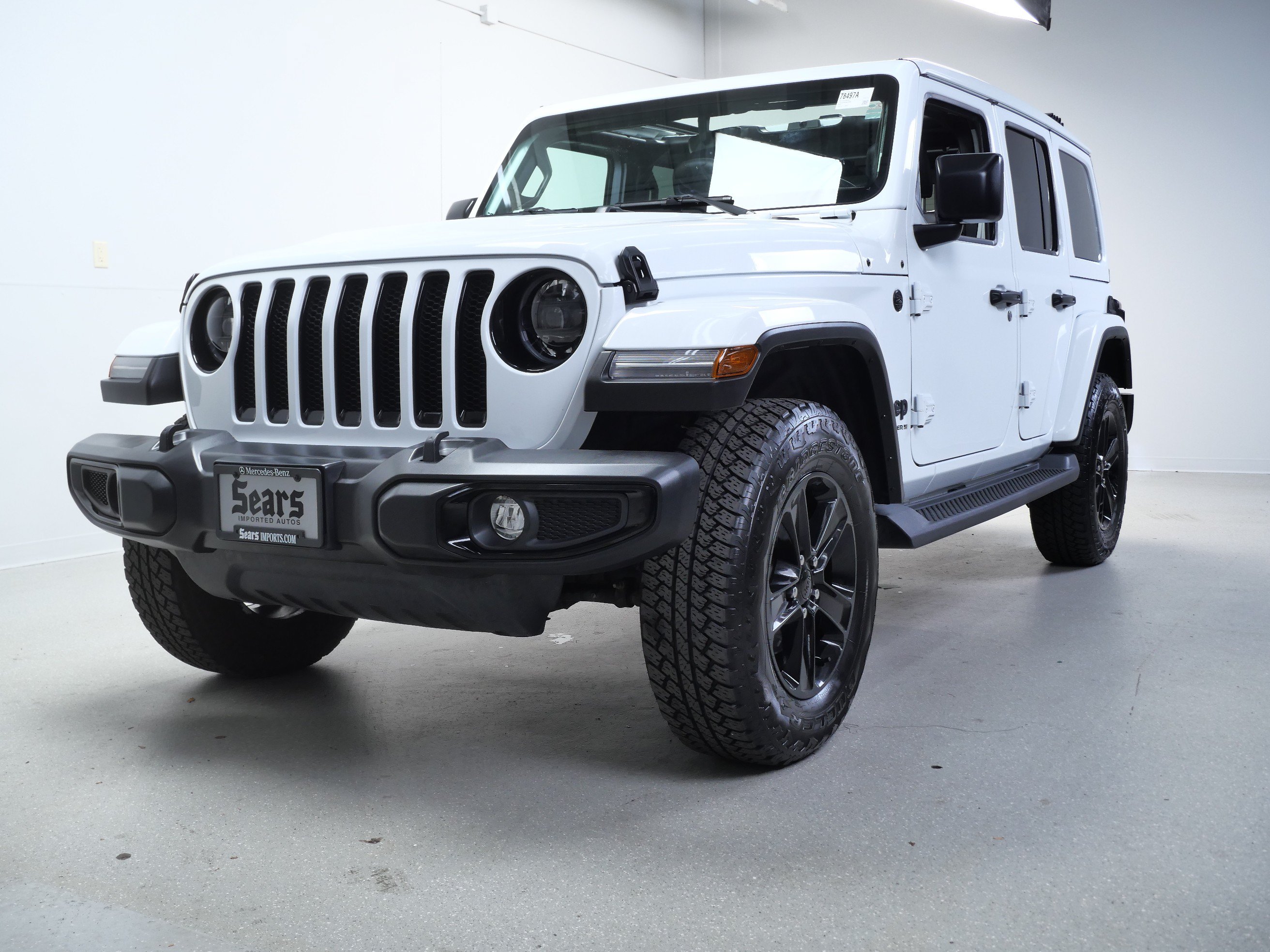 Used 2023 Jeep Wrangler Unlimited Sahara AWD/4WD image 11