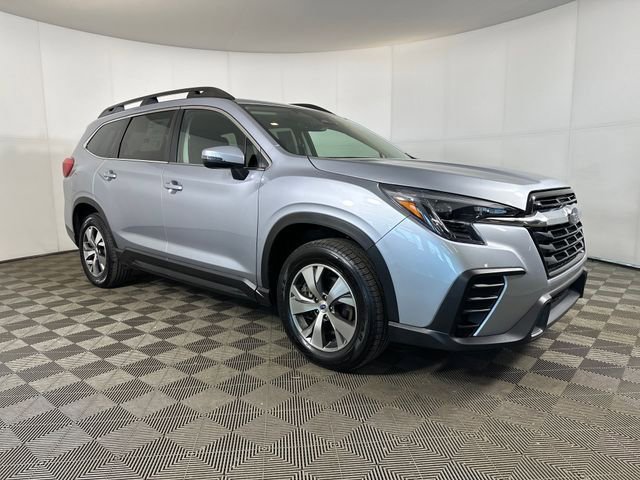 Used 2023 Subaru Ascent Premium w/ Convenience Package AWD/4WD image 2