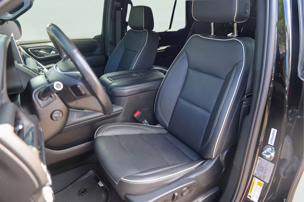 Used 2022 GMC Yukon SLT w/ SLT Premium Package AWD/4WD image 10