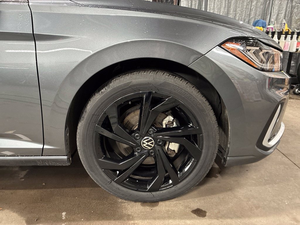 Used 2026 Volkswagen Jetta SE w/ Black Wheel Package FWD image 49