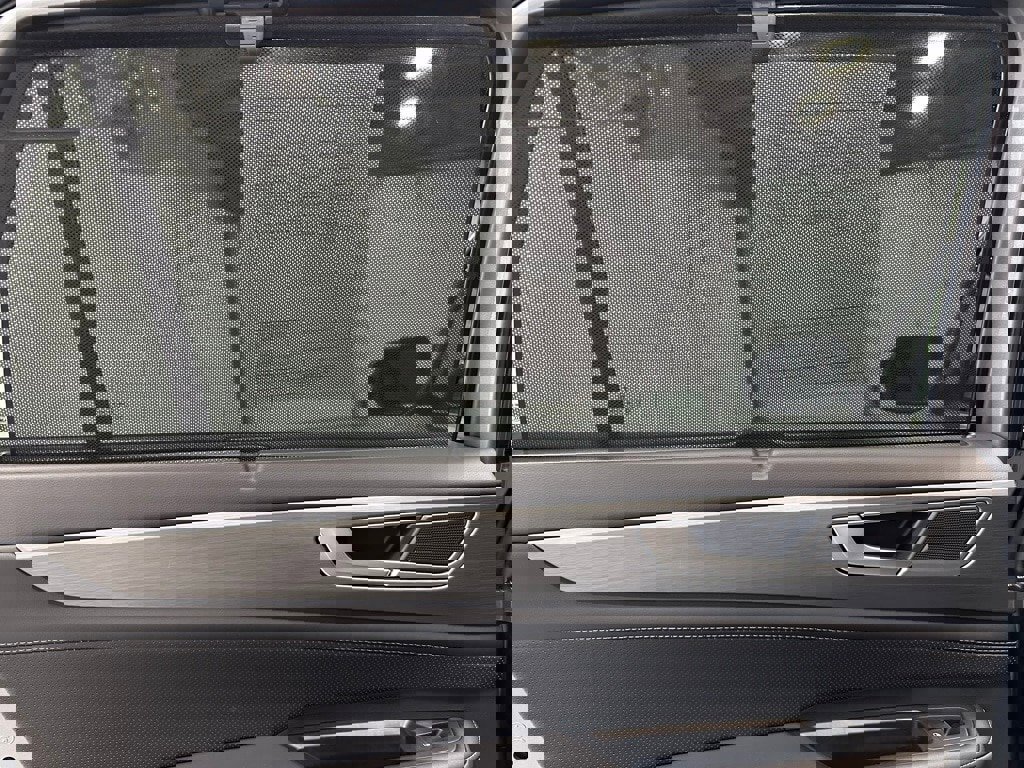 Used 2025 Volkswagen Atlas Cross Sport SE image 41