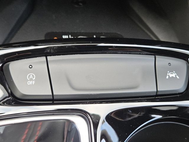 New 2026 Chevrolet Trax RS w/ Sunroof Package image 8