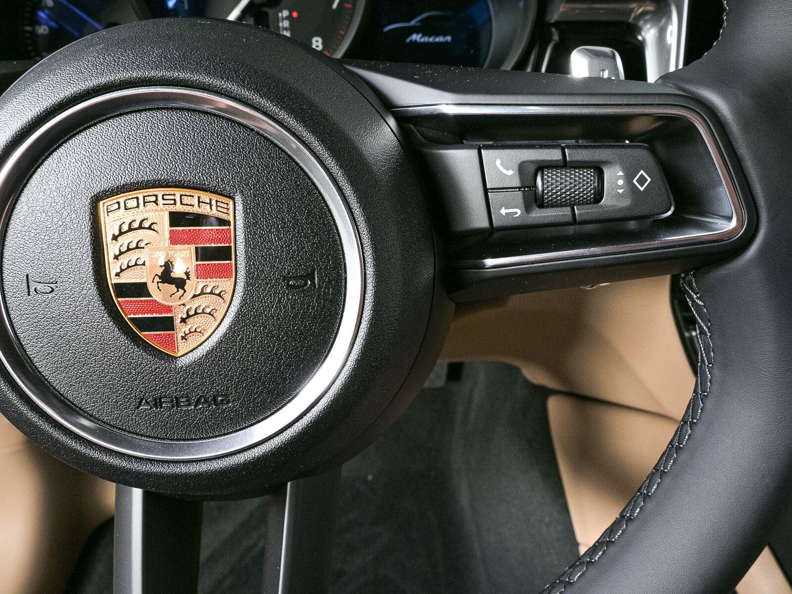 New 2026 Porsche Macan AWD/4WD image 11