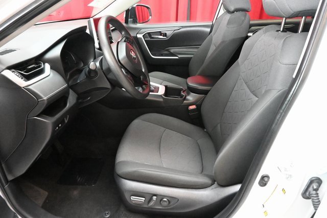 Certified 2024 Toyota RAV4 XLE image 4