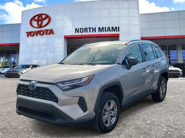 Used 2024 Toyota RAV4 LE image 2