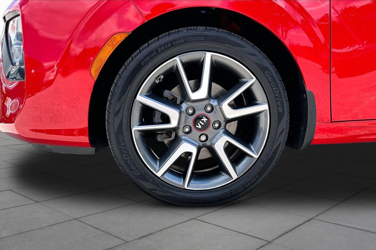 Used 2020 Kia Soul GT-Line Turbo FWD image 11