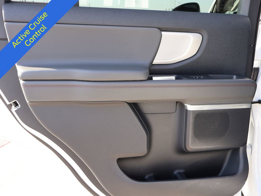 Certified 2025 Ford Expedition Active image 19