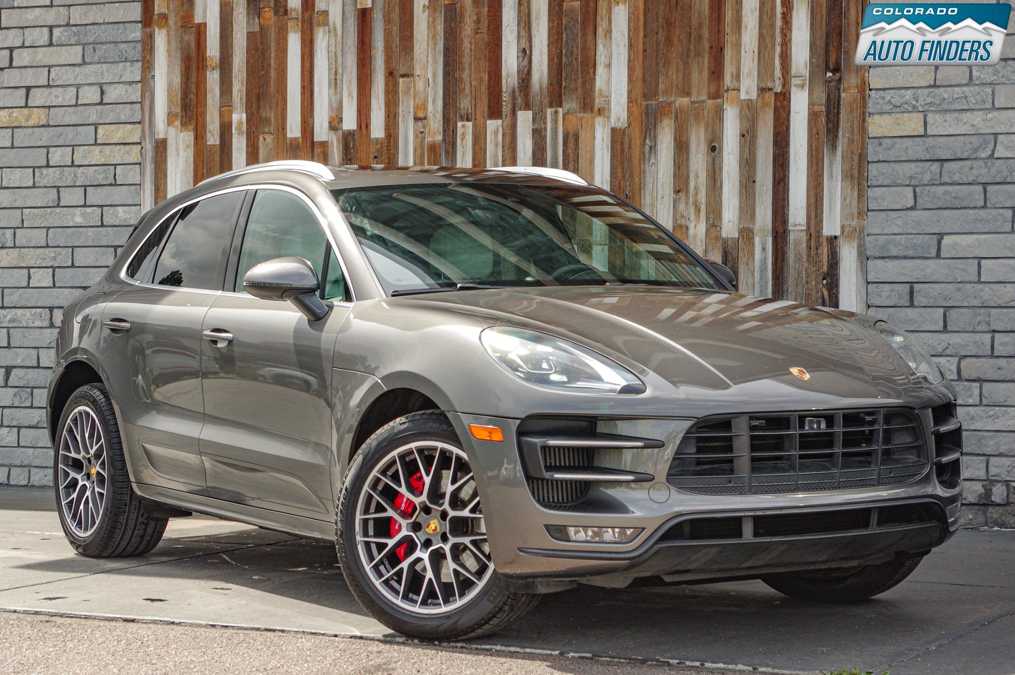 Used 2017 Porsche Macan Turbo AWD/4WD image 9