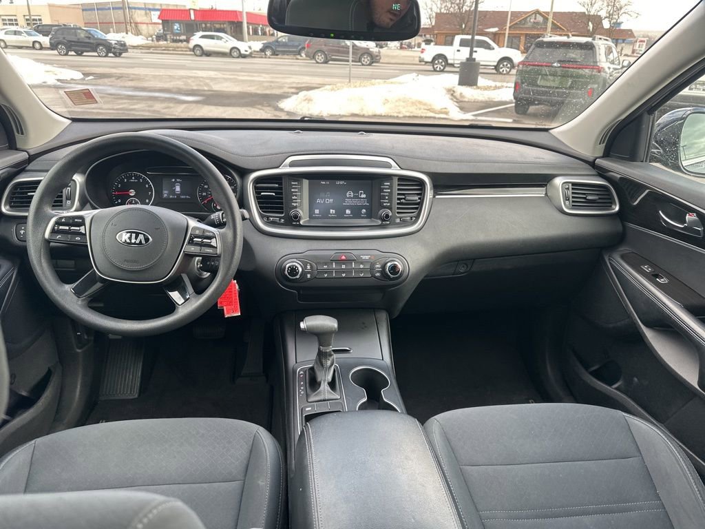 Used 2019 Kia Sorento LX image 27