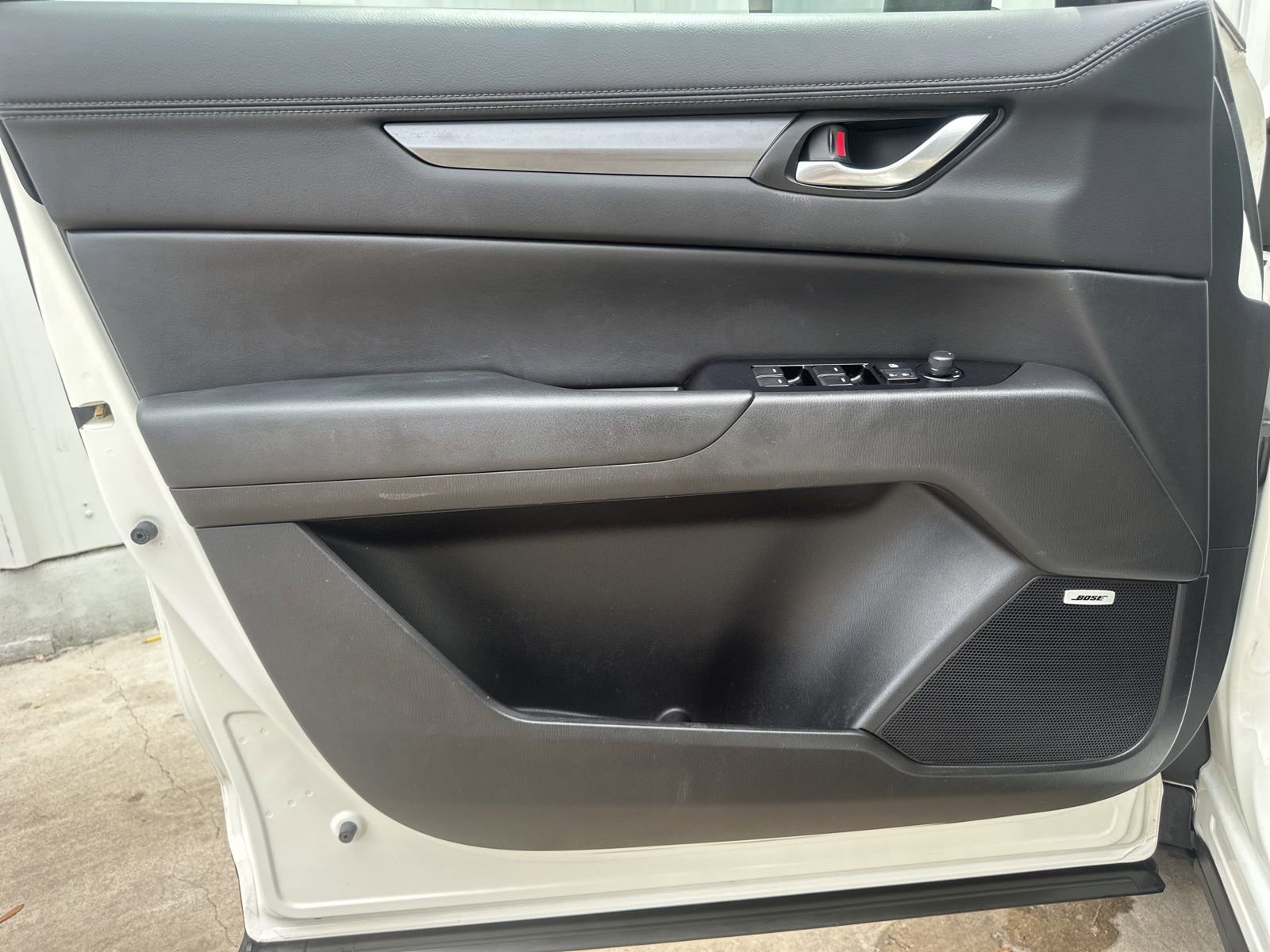 Used 2019 MAZDA CX-5 Touring image 11