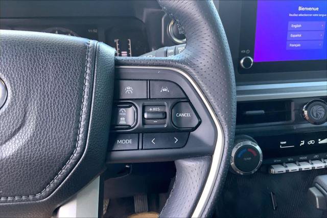 Certified 2025 Toyota 4Runner SR5 AWD/4WD image 25