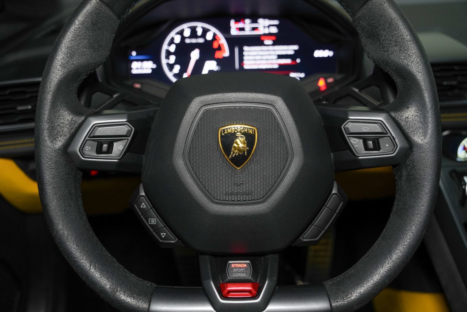 Used 2015 Lamborghini Huracan LP 610-4 AWD/4WD image 41