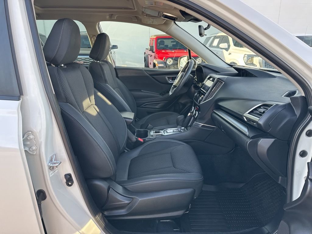 Used 2024 Subaru Forester Premium image 19