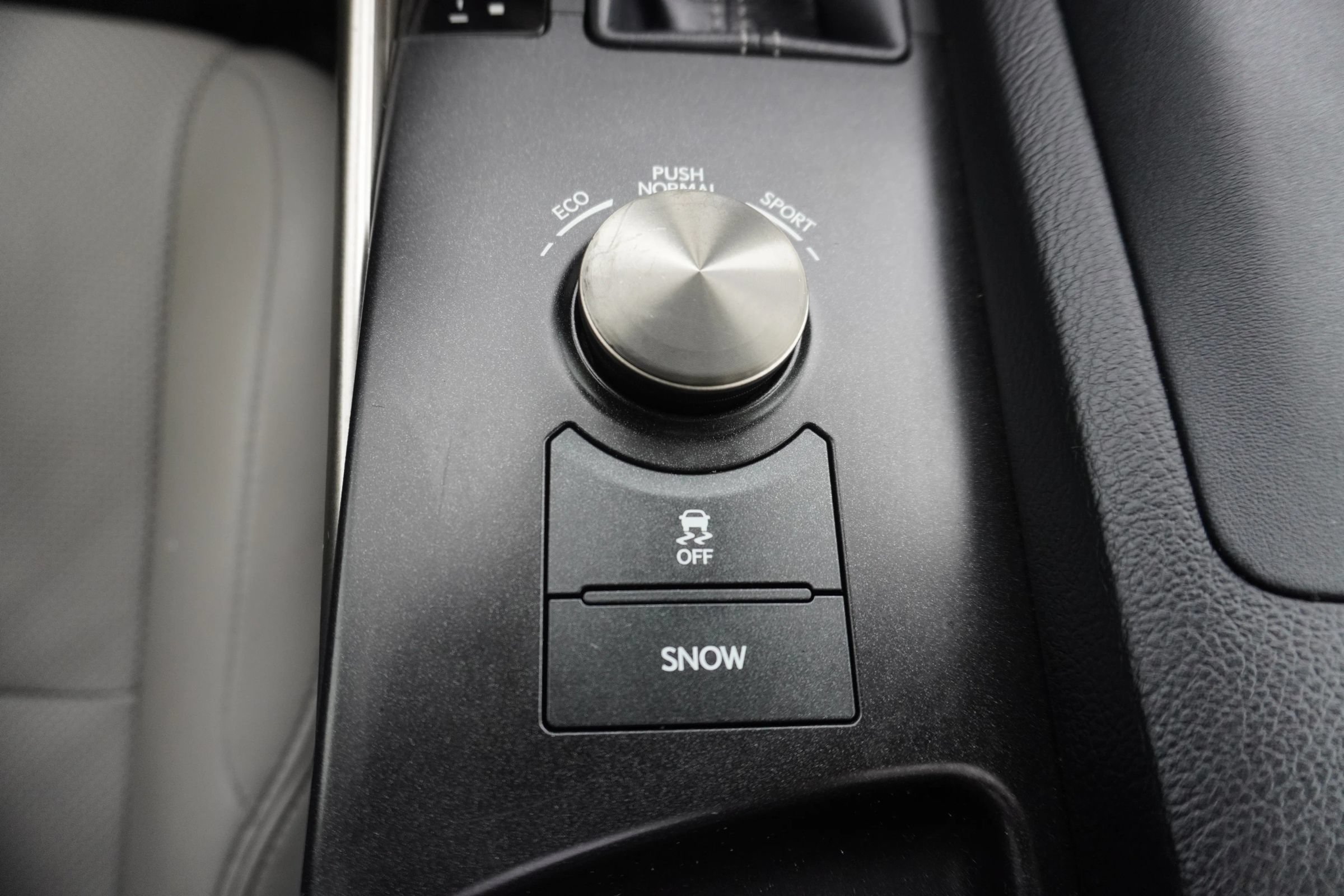 Used 2016 Lexus IS 200t w/ Navigation System Package RWD image 20