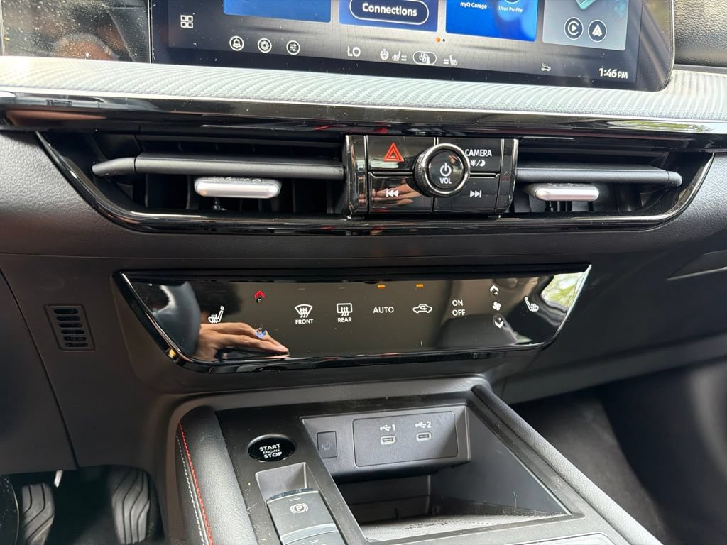 New 2026 Nissan Kicks SR w/ SR Premium Package FWD image 10