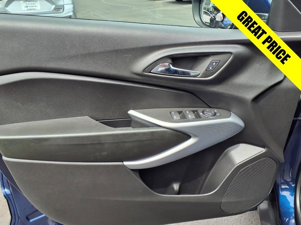 Used 2024 Chevrolet Trax LS w/ LS Convenience Package FWD image 26