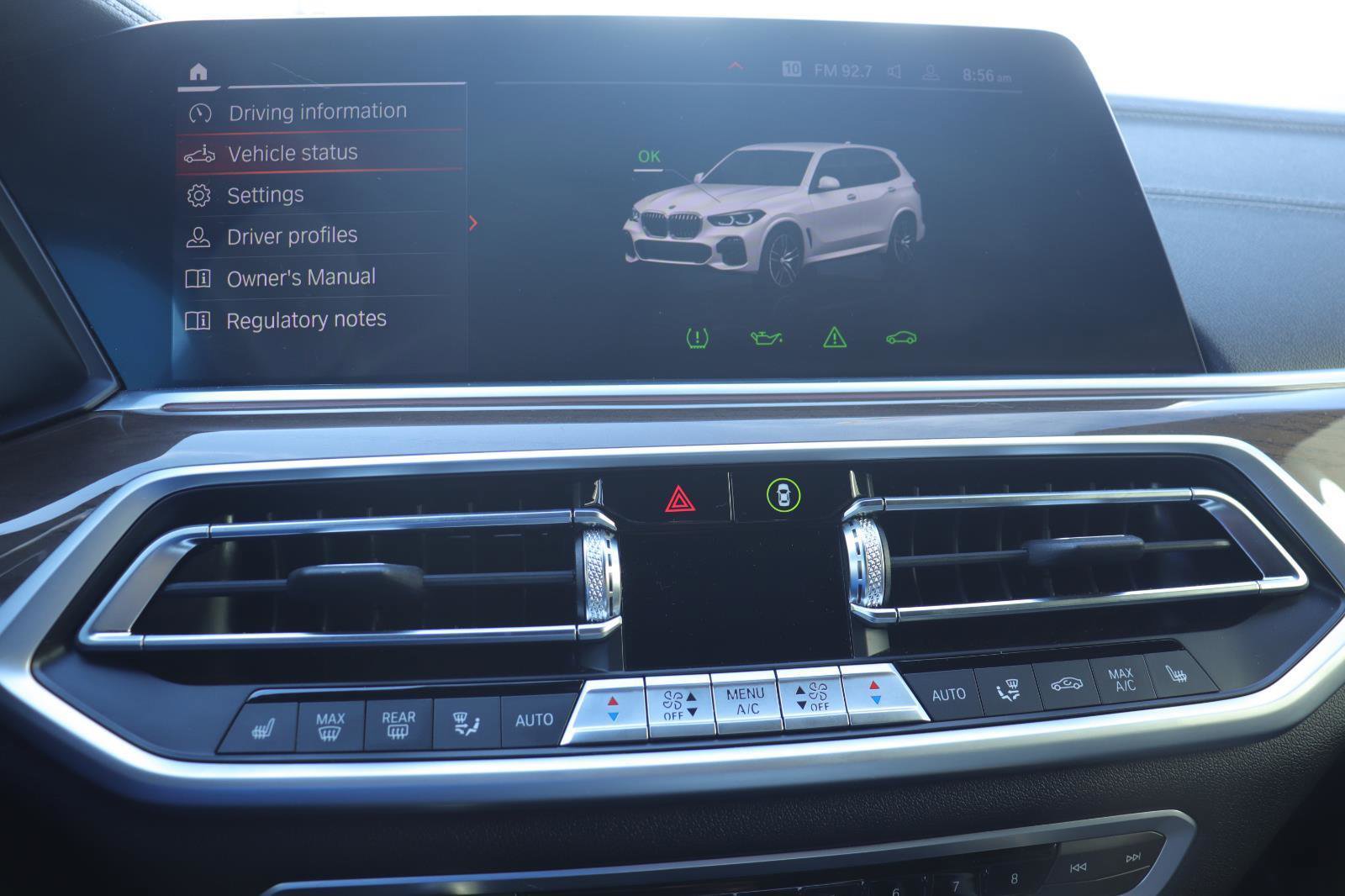 Used 2022 BMW X5 xDrive40i w/ M Sport Package image 36