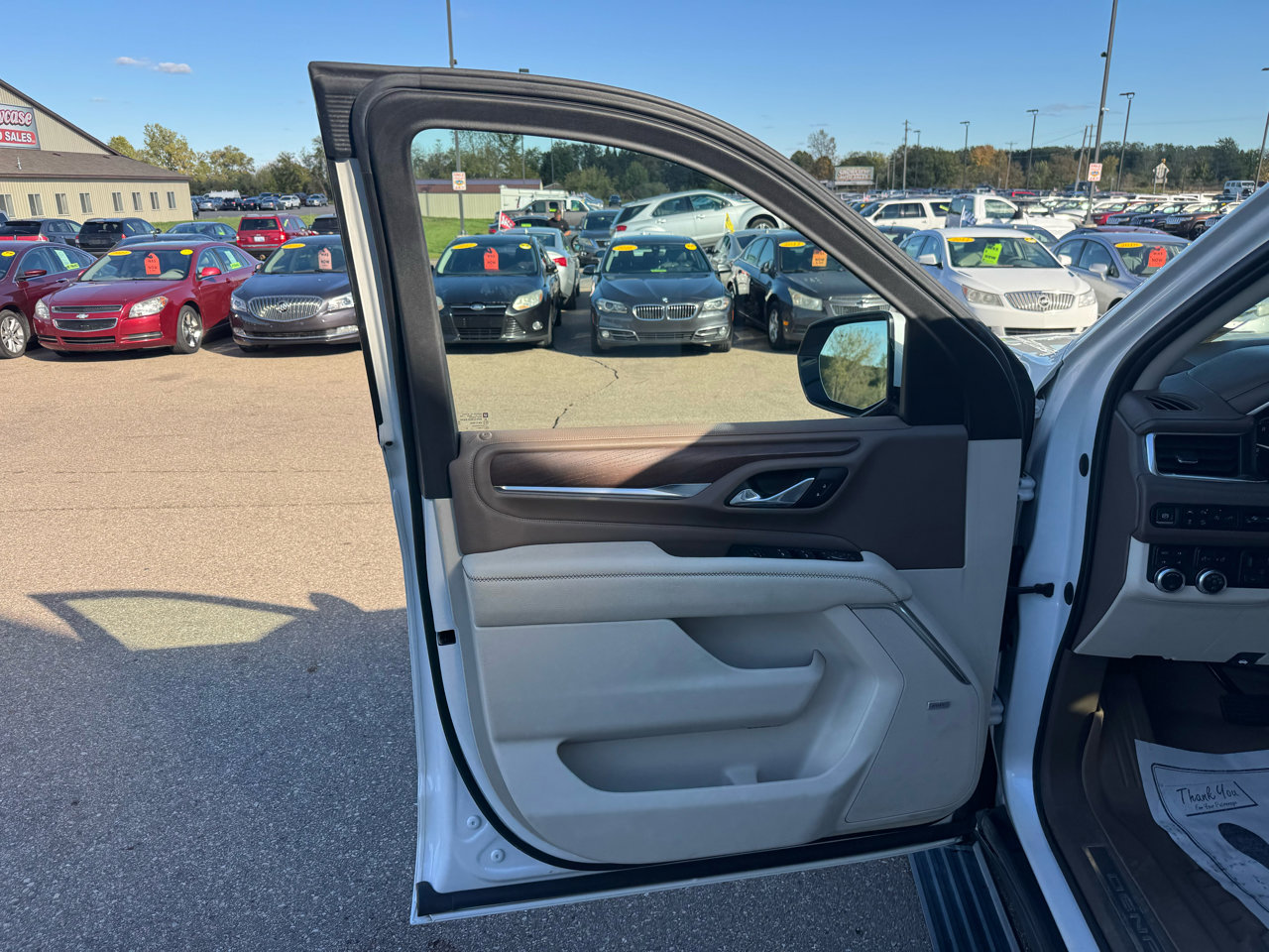 Used 2021 GMC Yukon XL Denali w/ Denali Ultimate Package image 14