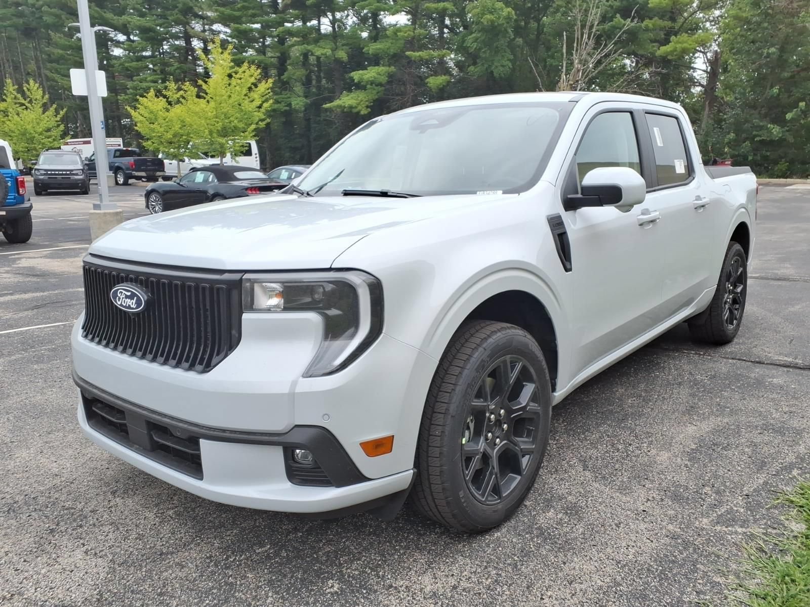 New 2026 Ford Maverick Lobo AWD/4WD image 4