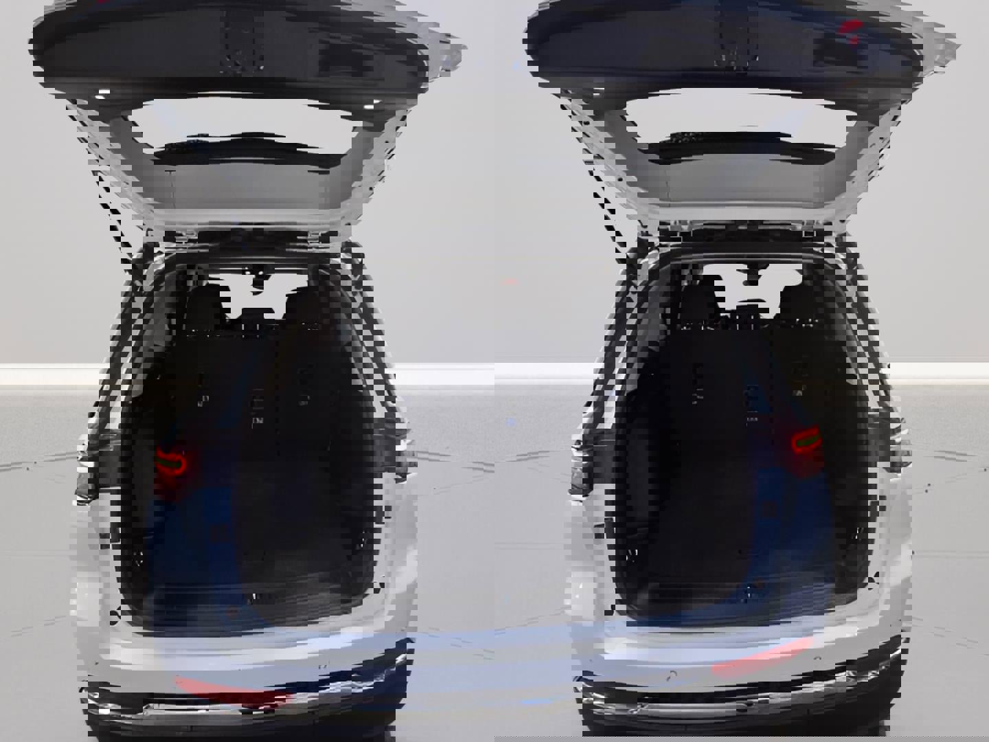 Used 2023 Jeep Grand Cherokee Laredo image 27