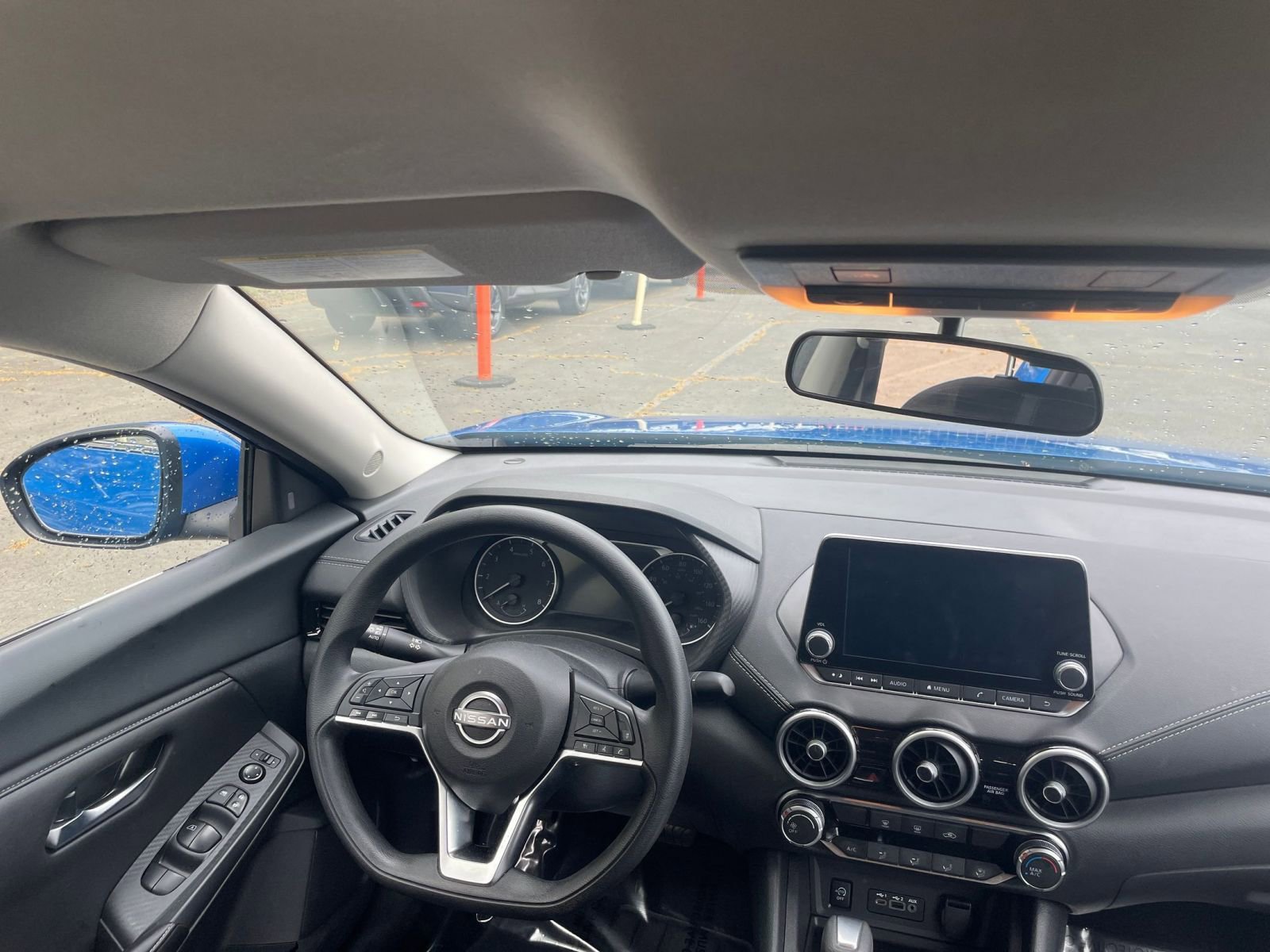 Used 2025 Nissan Sentra SV image 32