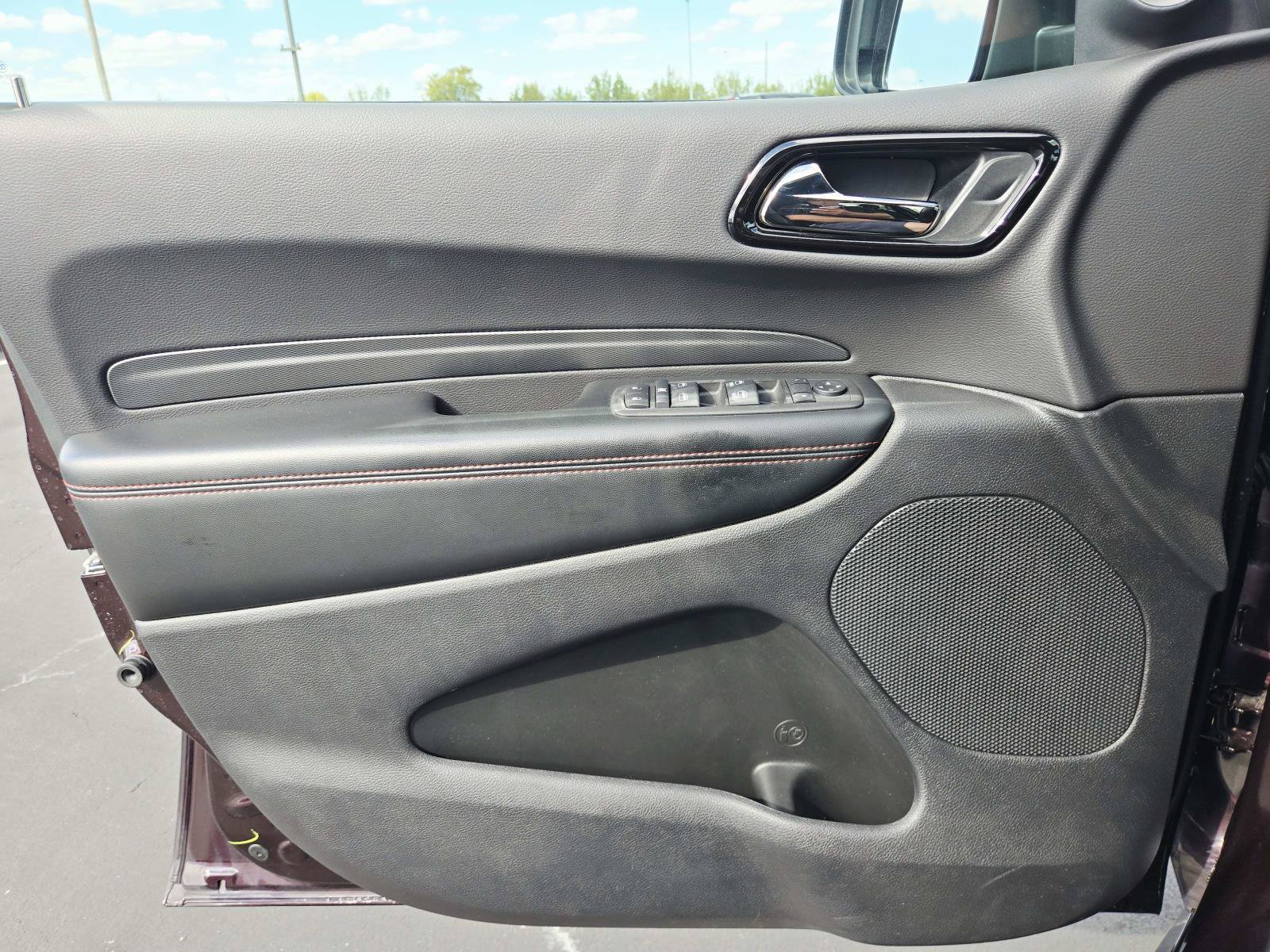 Used 2025 Dodge Durango GT AWD/4WD image 38