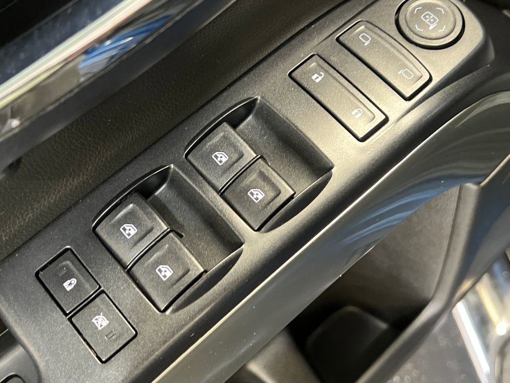 Used 2015 Chevrolet Silverado 1500 LT w/ All Star Edition AWD/4WD image 36