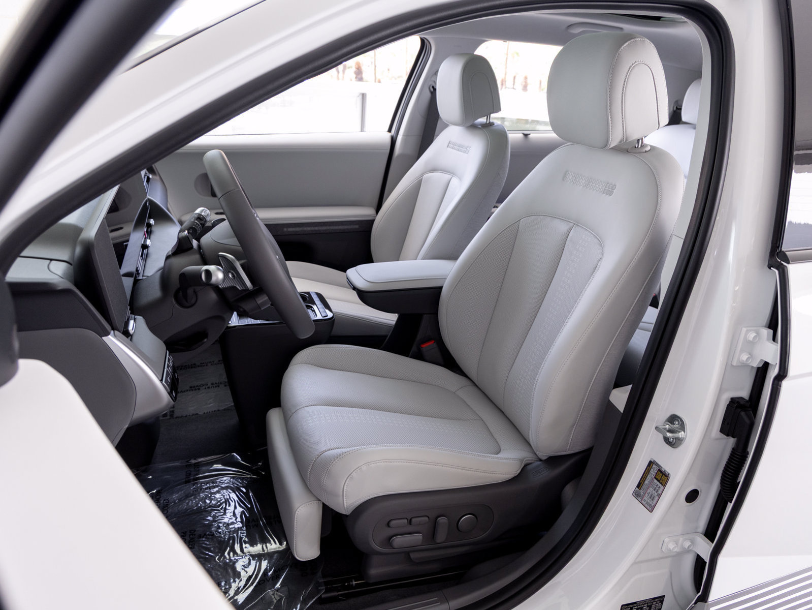 New 2027 Hyundai Ioniq 5 Limited RWD image 10