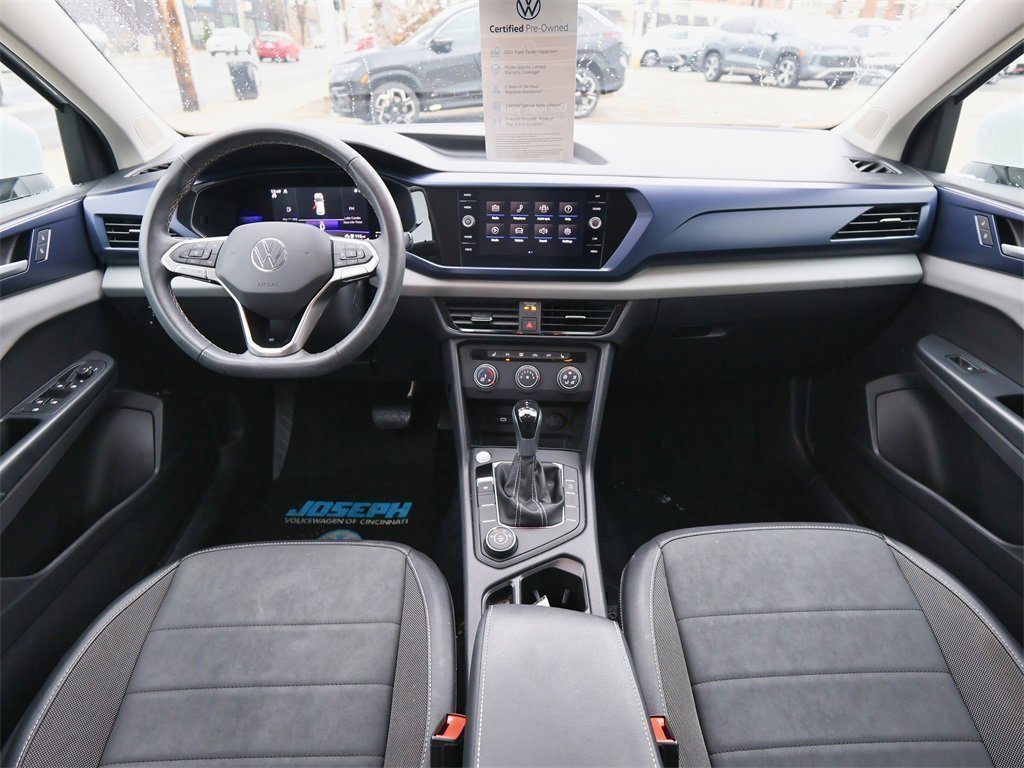 Certified 2022 Volkswagen Taos SE w/ Driver Assistance Package image 15