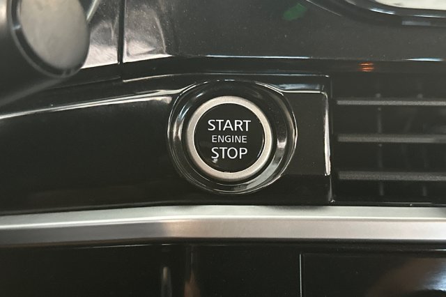 Used 2024 Nissan Pathfinder SV FWD image 26