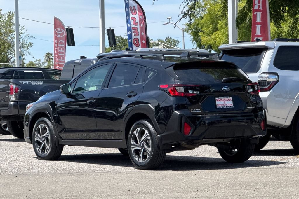 Used 2024 Subaru Crosstrek 2.0i Premium AWD/4WD image 5