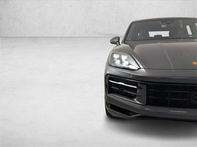 Certified 2024 Porsche Cayenne S image 12