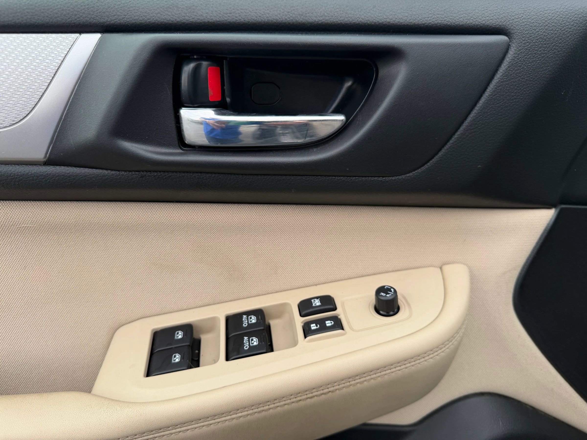 Used 2019 Subaru Outback 2.5i Premium AWD/4WD image 13