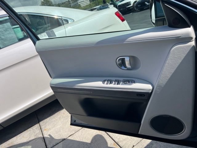 Certified 2024 Hyundai Ioniq 5 Limited AWD/4WD image 13