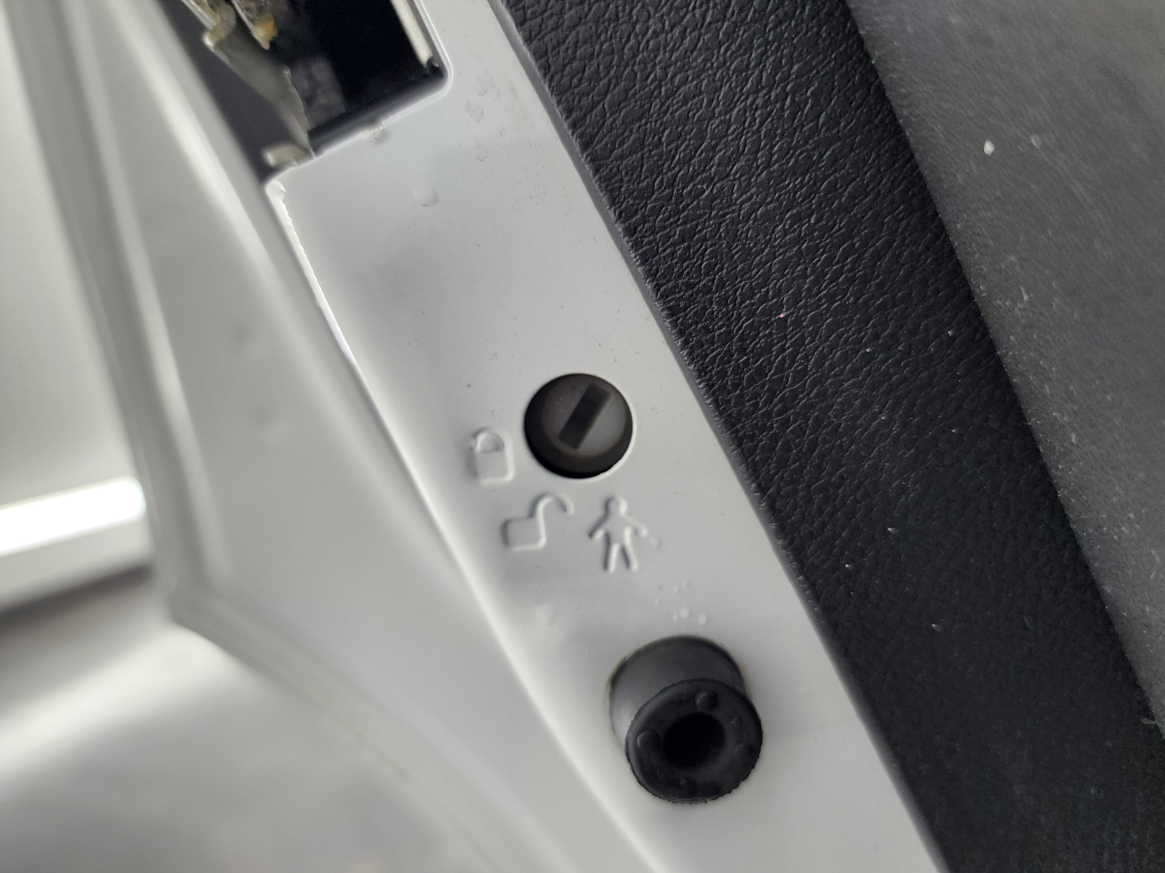 Used 2017 Dodge Charger SXT w/ AWD Plus Group image 36