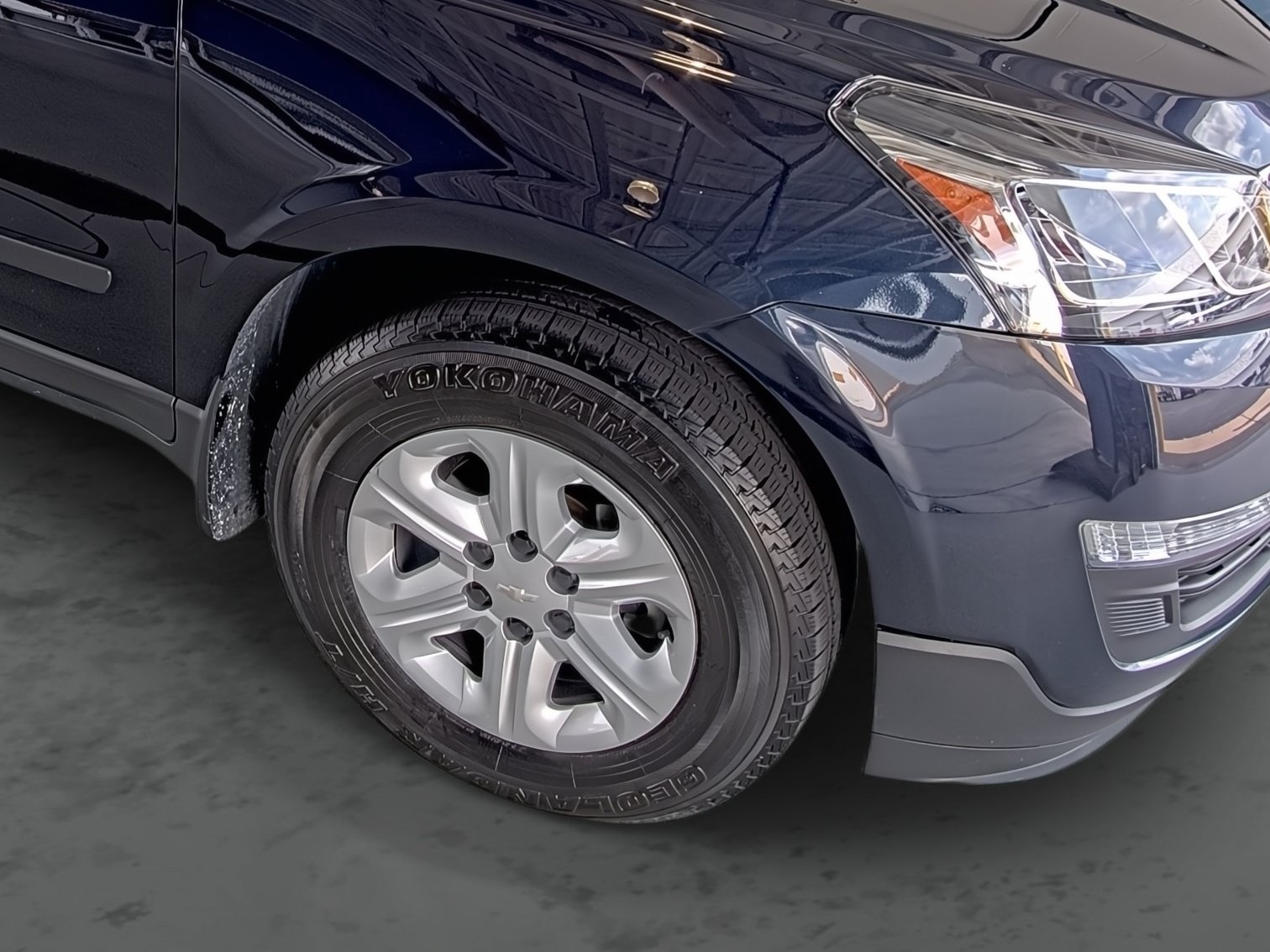 Used 2016 Chevrolet Traverse LS FWD image 16