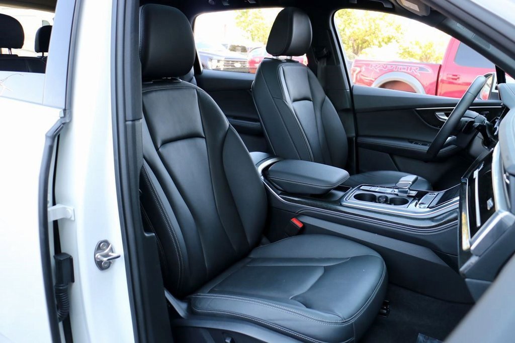 Used 2025 Audi Q7 3.0T Premium Plus image 34
