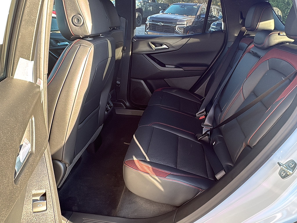 New 2027 Chevrolet Equinox RS w/ Convenience Package III FWD image 12
