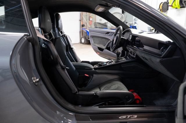 Used 2022 Porsche 911 GT3 RWD image 19