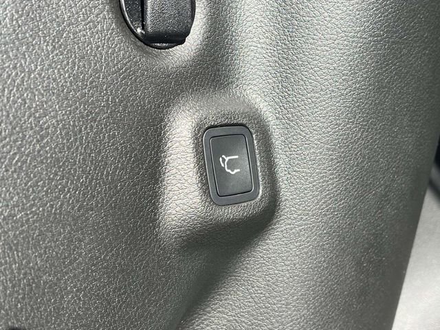 New 2026 Jeep Compass Latitude image 19