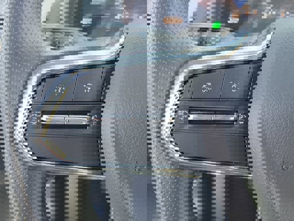 New 2026 Chevrolet Equinox EV LT image 5