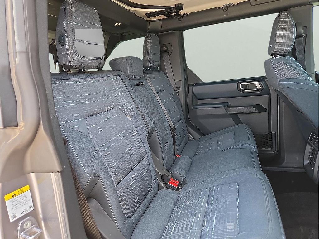 Used 2025 Ford Bronco Heritage Edition AWD/4WD image 10