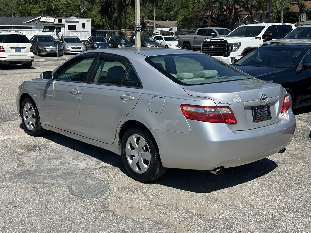 Used 2008 Toyota Camry LE FWD image 12