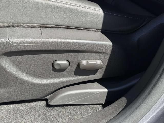 Used 2020 Buick Encore Preferred w/ Safety Package FWD image 10