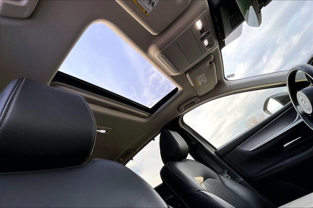 Used 2024 MAZDA CX-90 3.3 Turbo w/ Preferred Plus image 18