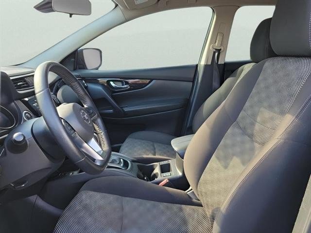 Used 2019 Nissan Rogue Sport SV w/ Technology Package FWD image 15