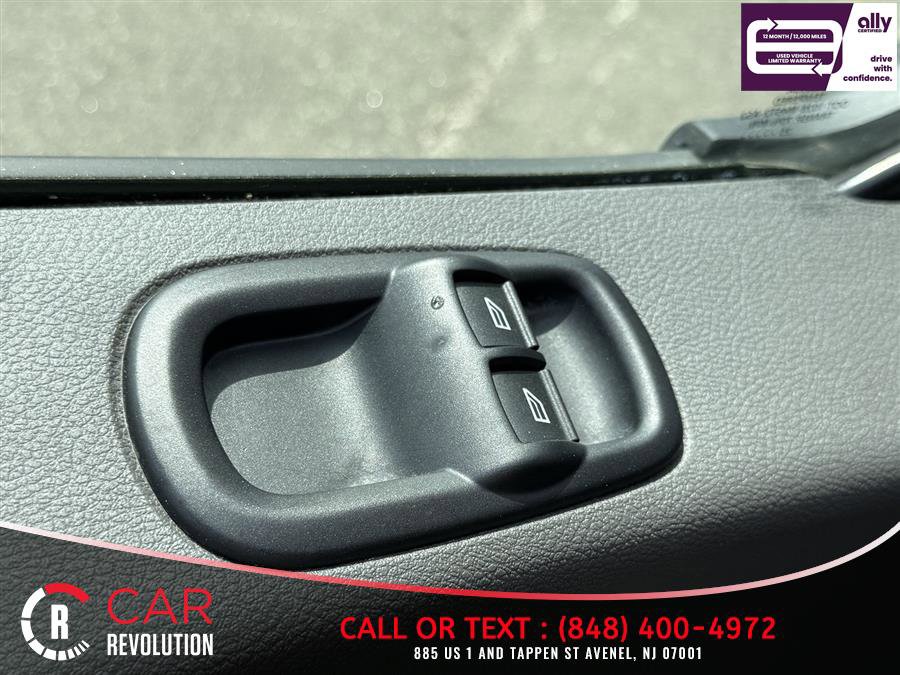 Used 2025 Ford Transit 250 148 Medium Roof RWD image 23
